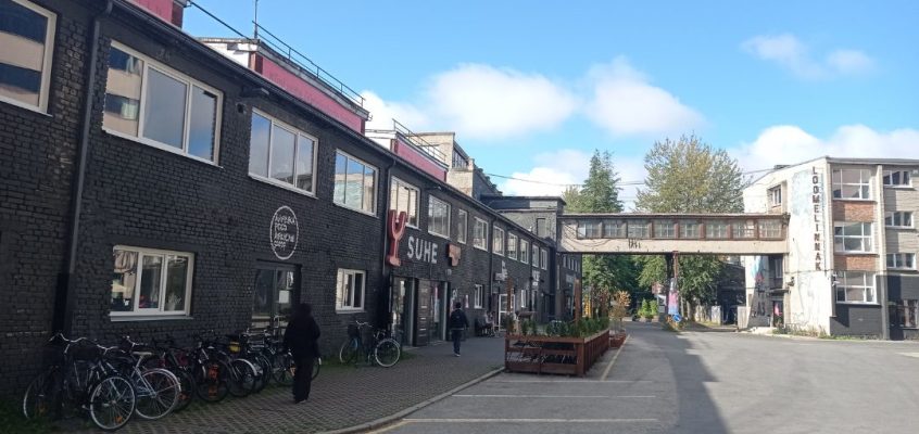 Politiche di sostenibilità urbana: cosa imparare dal quartiere Telliskivi in Estonia